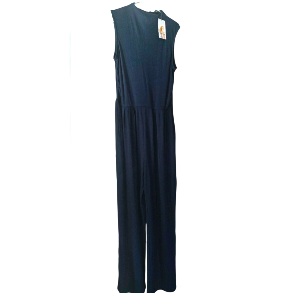 Elegant Navy Blue Sleeveless Jumpsuit